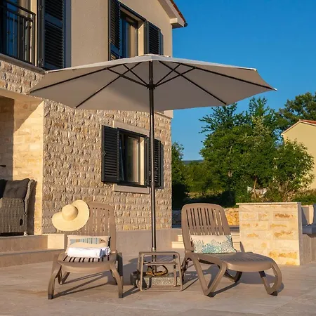 Villa Aronia Istria *